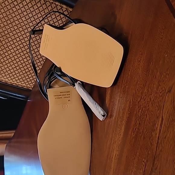 NEW!! - Picture 3 of 3